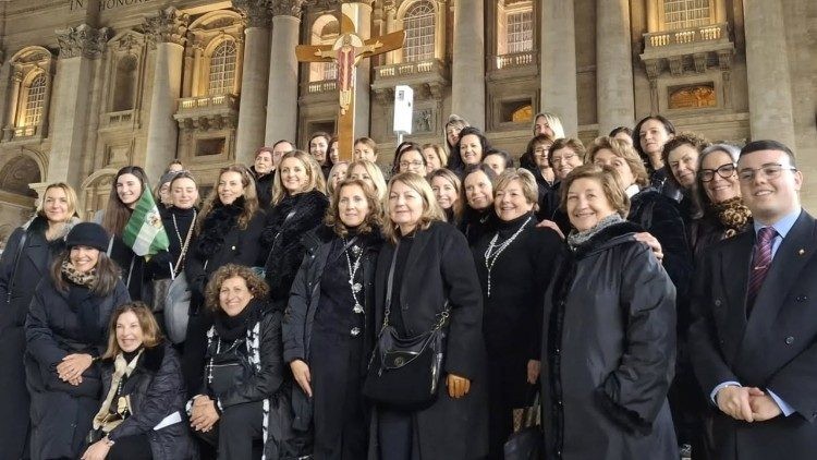 AFAMMER Málaga refuerza su lucha contra la violencia de género en peregrinación a Roma