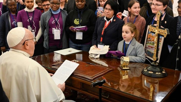 Papa Francisco condena la explotación humana y llama a redoblar esfuerzos contra la trata de personas