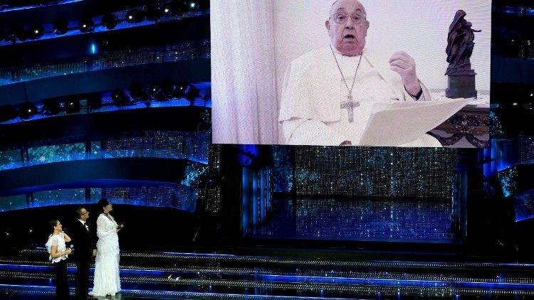 Papa Francisco envía mensaje de paz en Festival de Sanremo: La música como instrumento de convivencia