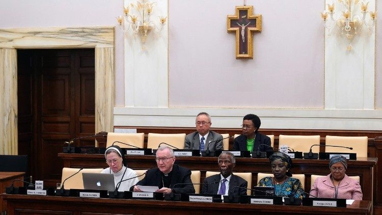 El Vaticano acoge conferencia global para promover un sistema fiscal justo e imparcial