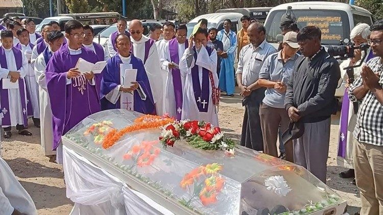 Asesinato del padre Ye Naing Win en Myanmar: una llamada a la paz en medio de la creciente violencia