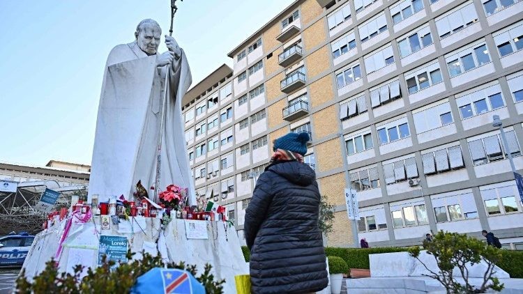 El Papa Francisco en convalecencia: sigue su recuperación en el Hospital Gemelli