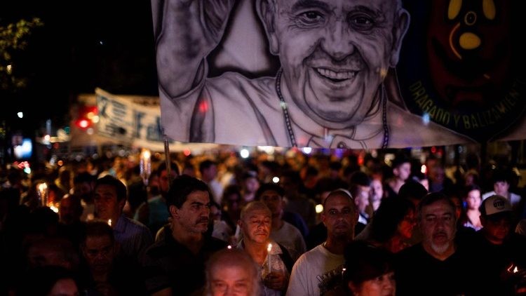 Oraciones globales por la salud del Papa: una muestra de solidaridad y afecto